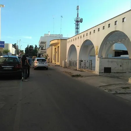 Centro أوترانتو